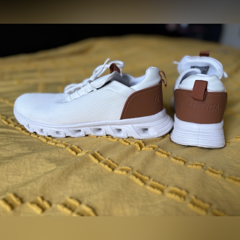 Nautica white mesh sneakers with brown accents – women’s 8.5